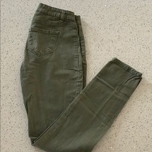 Size 2 Refuge skinny Jeans